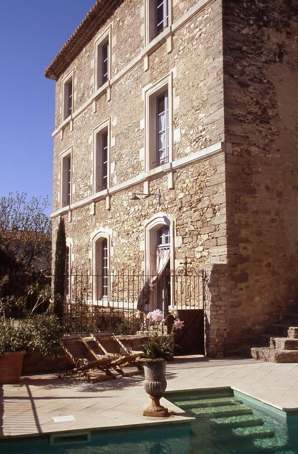 Le Posterlon Bed and Breakfast Caumont-sur-Durance Exteriör bild