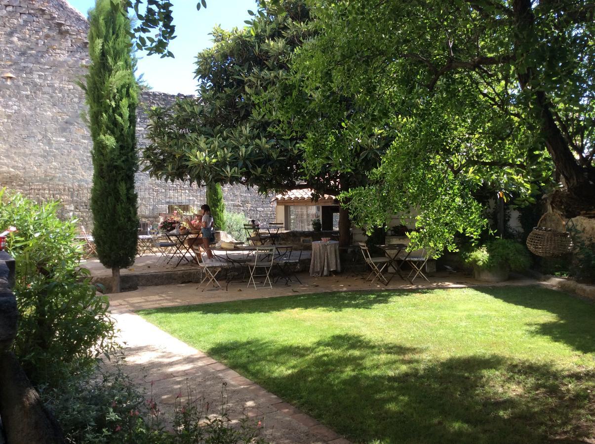 Le Posterlon Bed and Breakfast Caumont-sur-Durance Exteriör bild